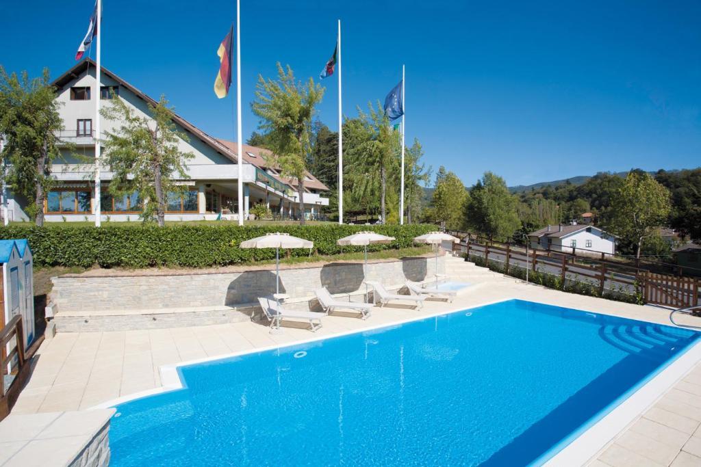 Hotel Pian del Sole Sassello Esterno foto